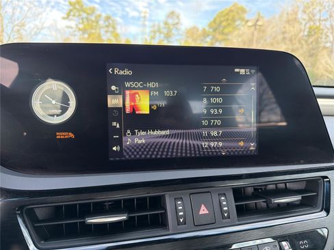 Used 2022 Lexus ES 350 F Sport FWD image 4