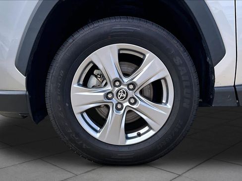 Used 2024 Toyota RAV4 XLE image 10