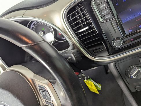 Used 2016 Volkswagen Beetle 1.8T SE image 24