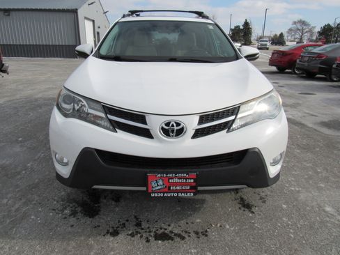 Used 2013 Toyota RAV4 XLE image 37