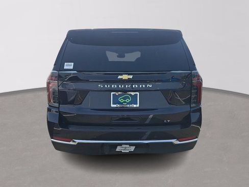 Certified 2025 Chevrolet Suburban LT AWD/4WD image 5