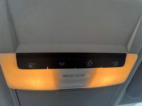 Used 2024 Nissan Sentra SV image 24