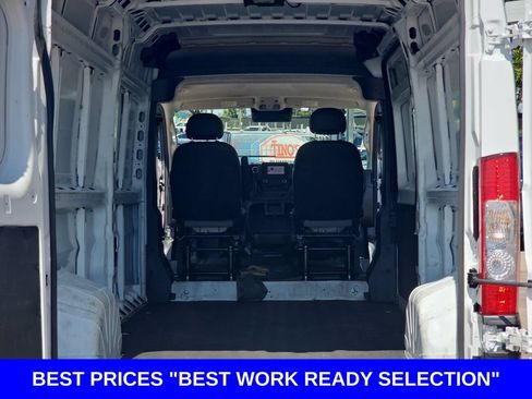 Used 2025 RAM ProMaster 2500 w/ Convenience Group FWD image 12