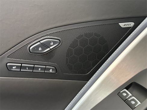 Used 2015 Chevrolet Corvette Z06 w/ 3LZ Preferred Equipment Group image 24