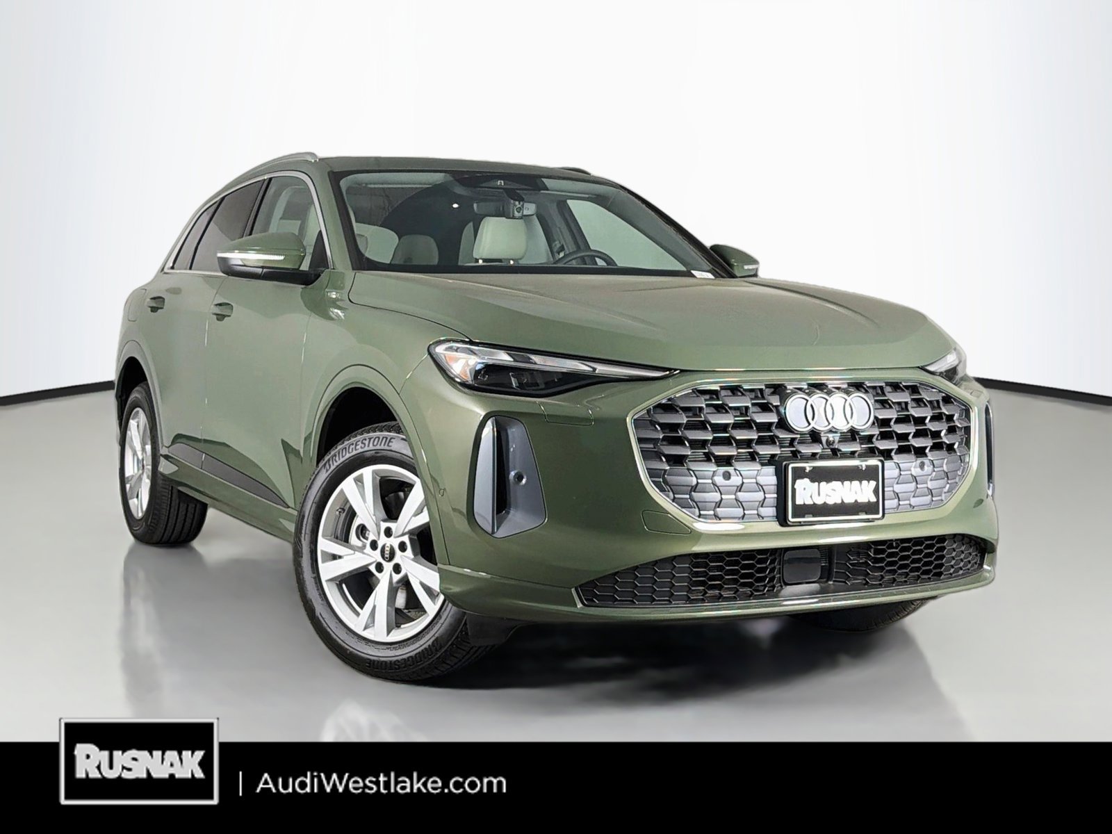 New 2026 Audi Q5 Premium AWD/4WD image 1