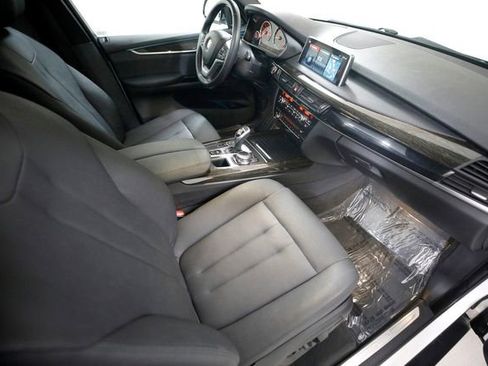 Used 2018 BMW X5 xDrive35d w/ Premium Package image 5