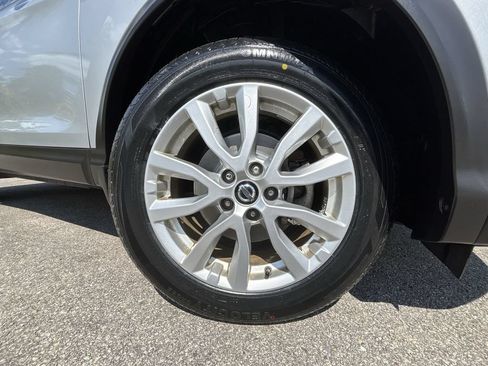 Used 2020 Nissan Rogue Sport SV w/ All-Weather Package FWD image 19