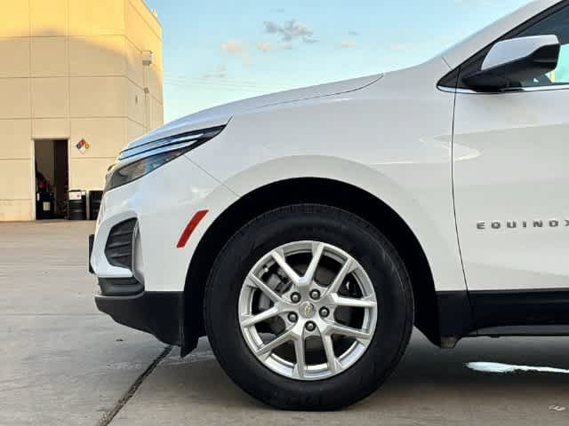 Used 2024 Chevrolet Equinox LT FWD image 14
