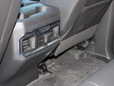 Used 2021 GMC Sierra 1500 SLT image 18