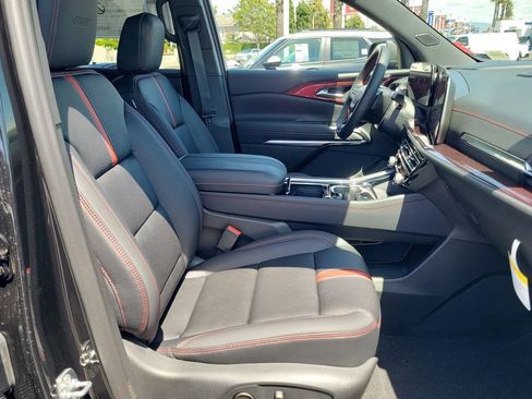 New 2026 Chevrolet Traverse RS FWD image 15