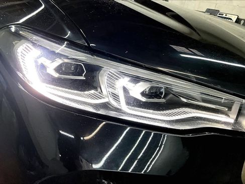 Used 2019 BMW X7 xDrive50i w/ M Sport Package image 32