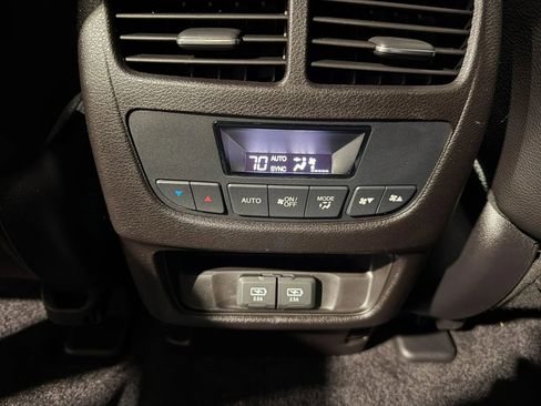 Used 2017 Acura MDX SH-AWD w/ Technology Package image 10