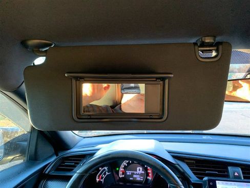 Used 2018 Honda Civic Sport image 33