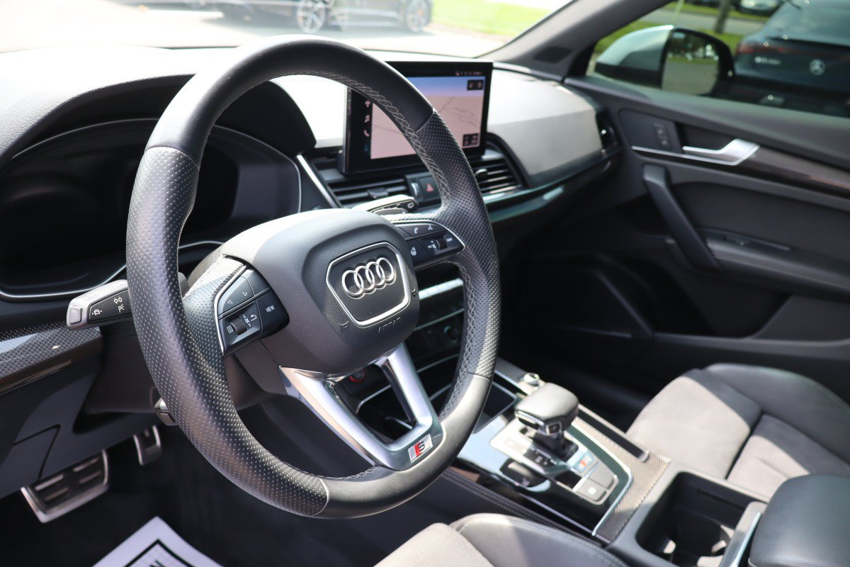 Used 2022 Audi SQ5 Premium Plus w/ Premium Plus Package AWD/4WD image 12