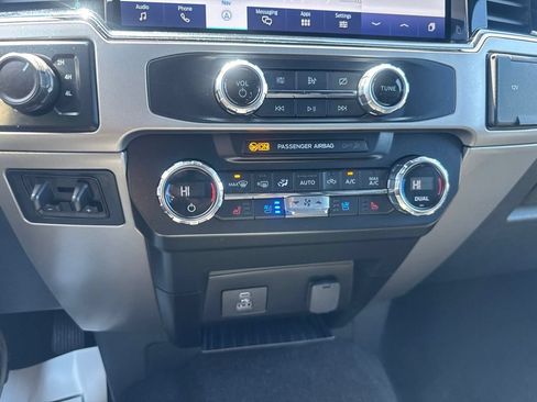 Used 2022 Ford F350 Lariat w/ Chrome Package AWD/4WD image 20