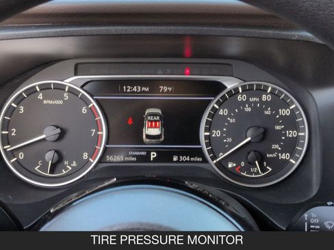 Used 2023 Nissan Rogue SV image 18