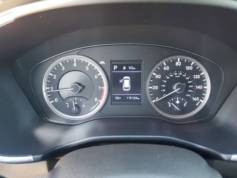 Used 2020 Hyundai Santa Fe SE image 31