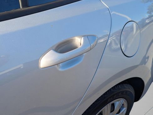 Used 2022 Kia Rio LX image 15