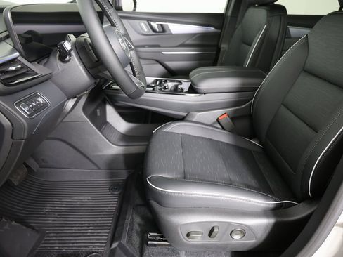 New 2026 Buick Enclave Sport Touring w/ Super Cruise Package image 11