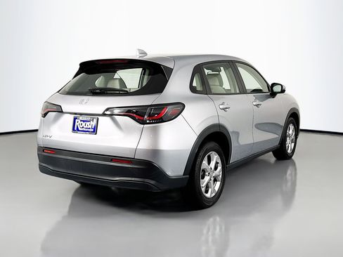 Certified 2023 Honda HR-V LX image 5