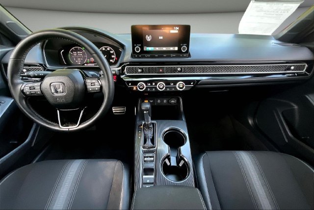 Certified 2025 Honda Civic Sport image 9
