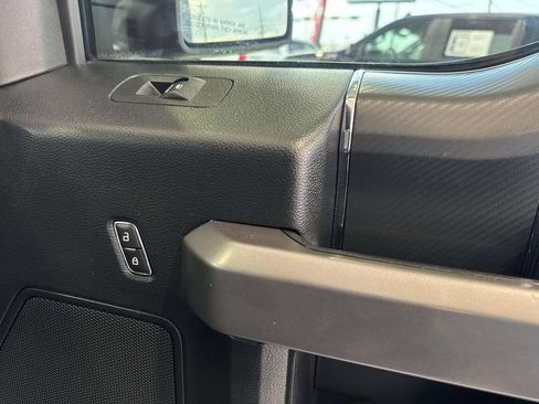 Used 2019 Ford F150 XLT w/ Equipment Group 302A Luxury AWD/4WD image 18