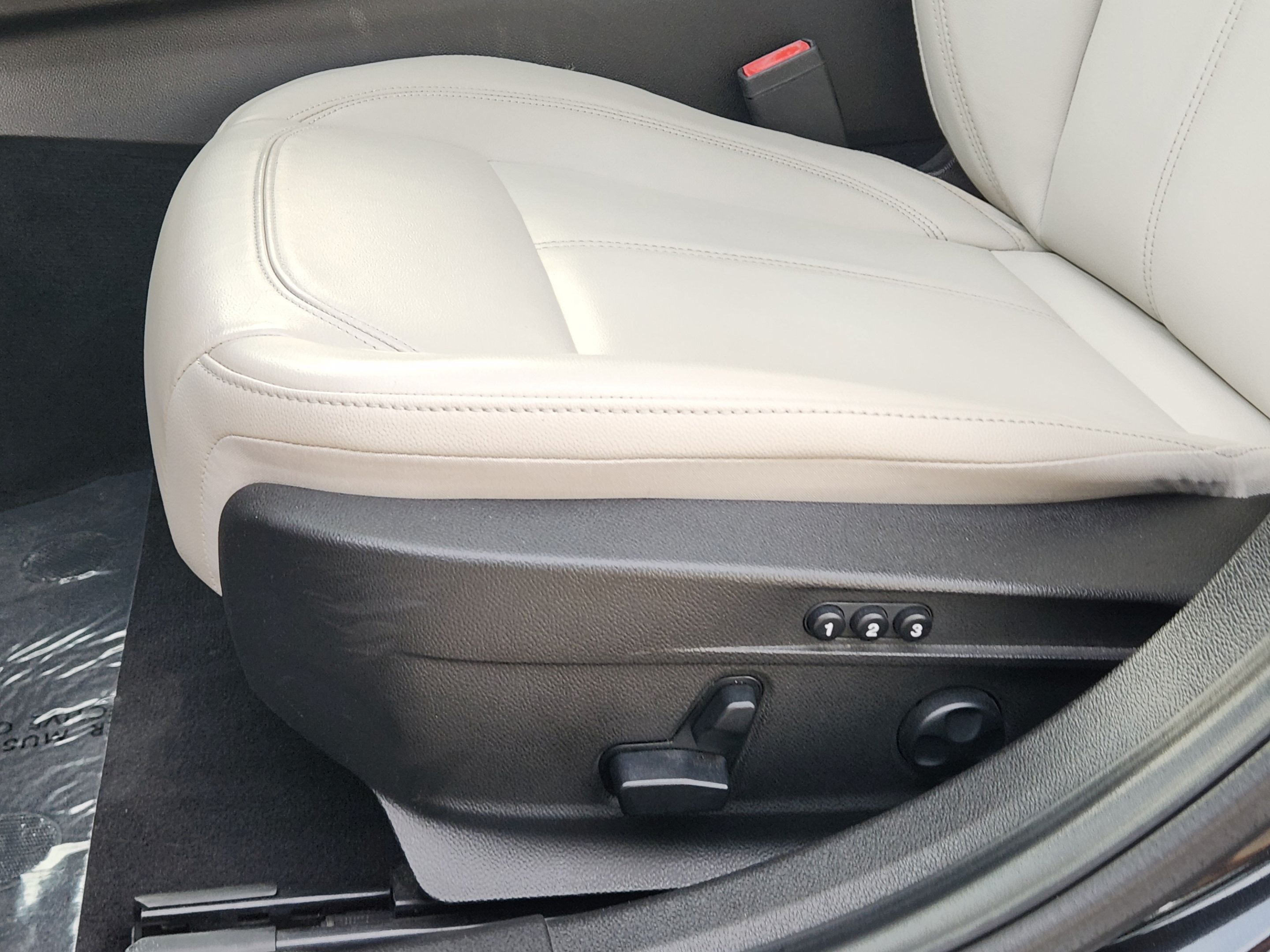 Used 2019 Alfa Romeo Giulia w/ Nero Edizione RWD image 19