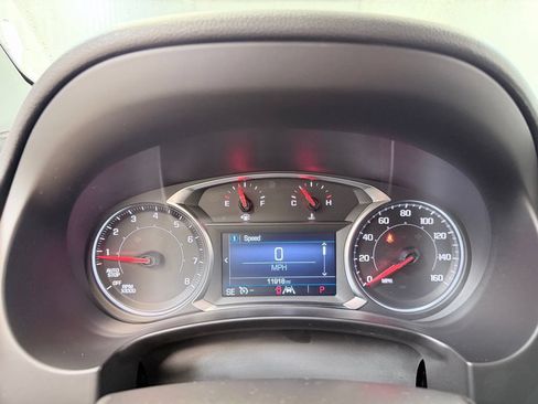 Used 2024 GMC Terrain SLE w/ Driver Convenience Package FWD image 42