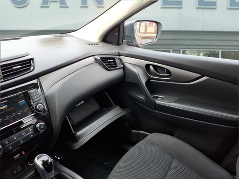 Used 2020 Nissan Rogue Sport S w/ Appearance Package AWD/4WD image 21