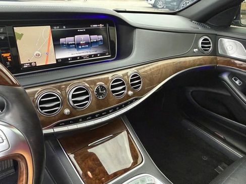 Used 2016 Mercedes-Benz S 550 4MATIC Sedan image 41