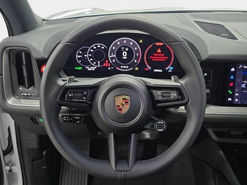 Certified 2026 Porsche Cayenne AWD/4WD image 13