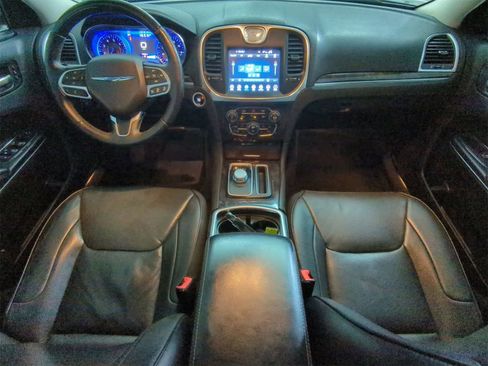 Used 2017 Chrysler 300 C w/ Safetytec Plus Group image 14