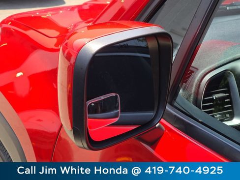 Used 2018 Jeep Renegade Latitude w/ Advanced Technology Group FWD image 10