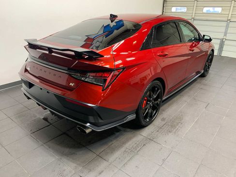 Used 2025 Hyundai Elantra N image 3