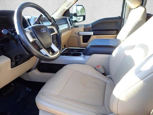 Used 2019 Ford F250 Lariat w/ Lariat Value Package AWD/4WD image 13