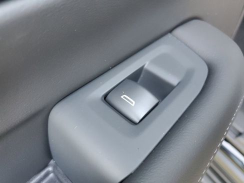 New 2026 Chevrolet Suburban LS w/ LPO, Dark Essentials Package image 15