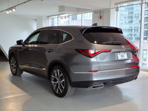 Used 2024 Acura MDX SH-AWD w/ Technology Package image 6