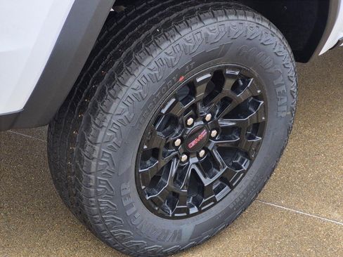 New 2026 GMC Canyon Elevation w/ Convenience Package AWD/4WD image 5
