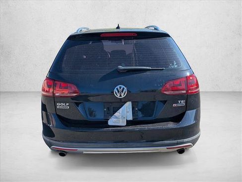 Used 2017 Volkswagen Golf Alltrack AWD/4WD image 6