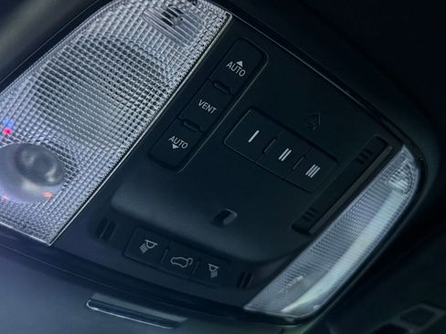 Used 2023 Dodge Durango GT image 31