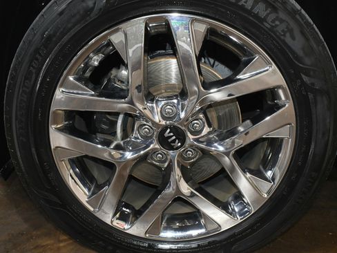 Used 2019 Kia Sorento SX image 65