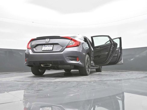 Used 2021 Honda Civic Sport image 44