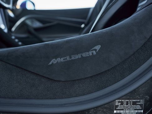 Used 2026 McLaren 750S Spider image 34