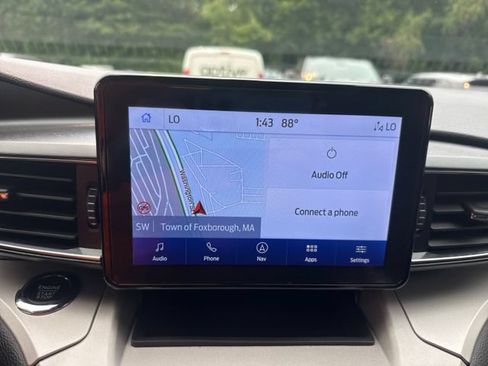 Used 2023 Ford Explorer XLT w/ Equipment Group 202A AWD/4WD image 24
