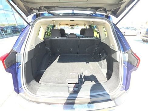 Used 2023 Nissan Rogue SV image 27