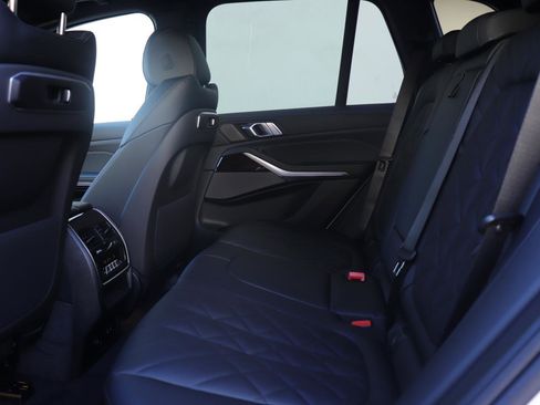 New 2026 BMW X5 xDrive40i w/ Premium Package image 12