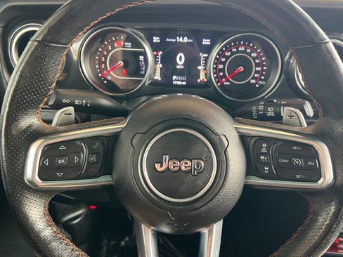 Used 2022 Jeep Wrangler Unlimited Rubicon AWD/4WD image 24