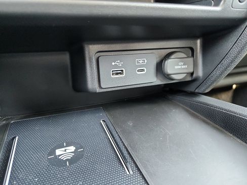 Used 2024 Honda Ridgeline Black Edition image 19