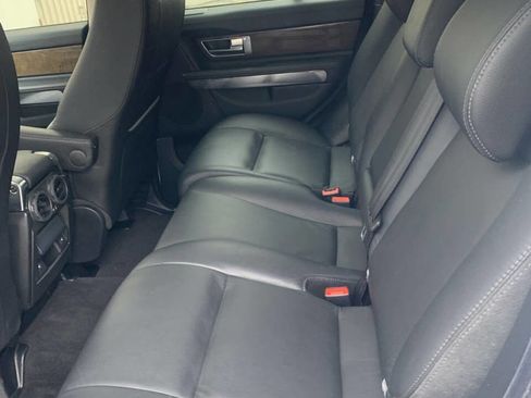 Used 2012 Land Rover Range Rover Sport HSE AWD/4WD image 18