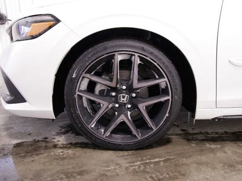 Certified 2023 Honda Civic Sport Touring image 11